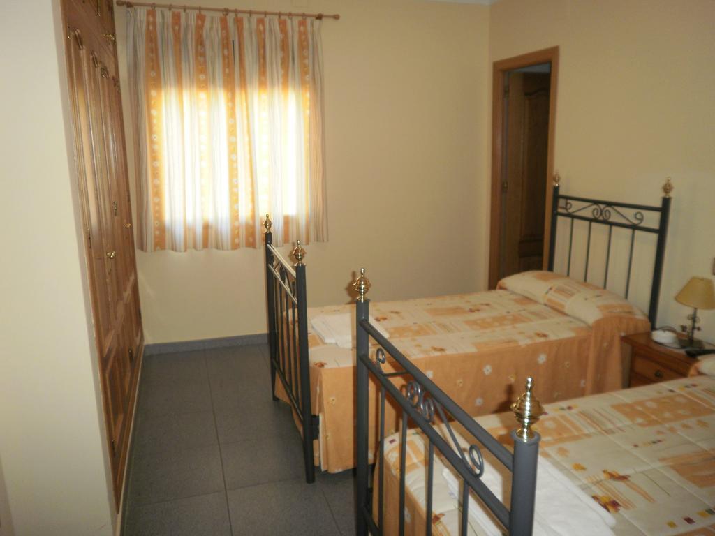 Hostal Miraflor De Las Cadenas كواكوس دي يستي المظهر الخارجي الصورة