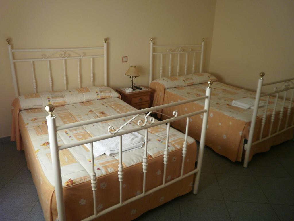 Hostal Miraflor De Las Cadenas كواكوس دي يستي المظهر الخارجي الصورة